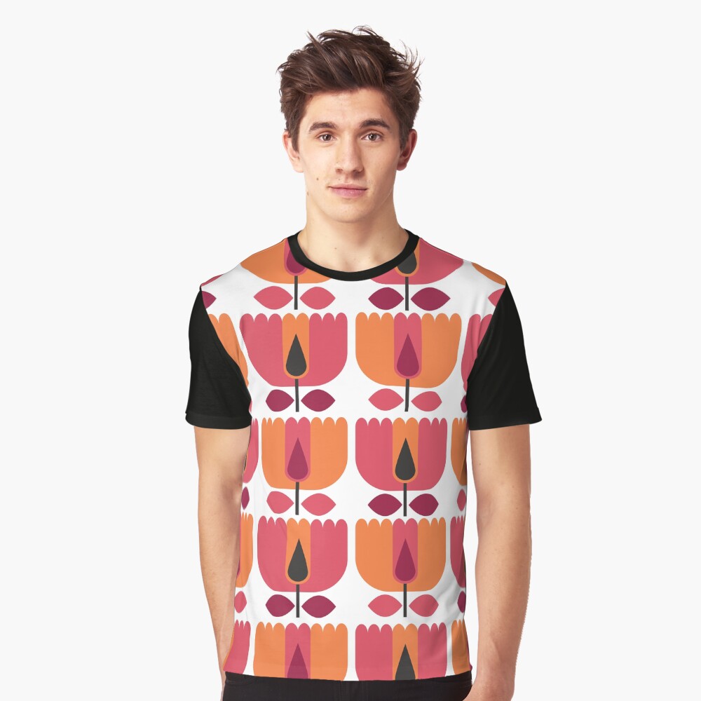 Aperçu de l'œuvre T-shirt graphique créée et vendue par lisajaynemurray.