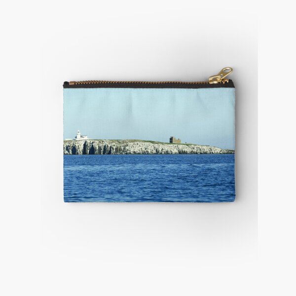 Artikelvorschau, Inner Farne Island mit Leuchtturm entworfen und verkauft von MartinPhotos.
