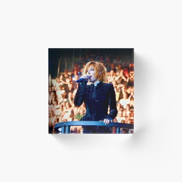 Aperçu de l'œuvre Mylène Farmer Concert Nevermore 2024 créée et vendue par SyncopeMars.