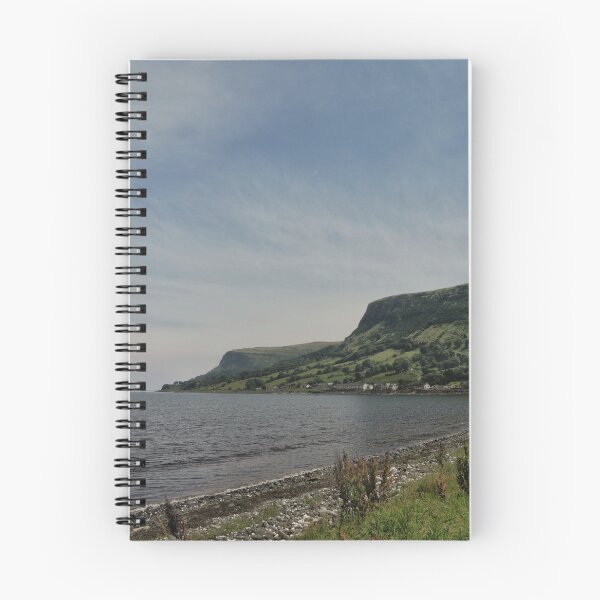 Artikelvorschau, Cushendun, in der Grafschaft Antrim. entworfen und verkauft von Howard  Boyd.