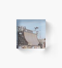 Big Half Pipe Bail Acrylic Block