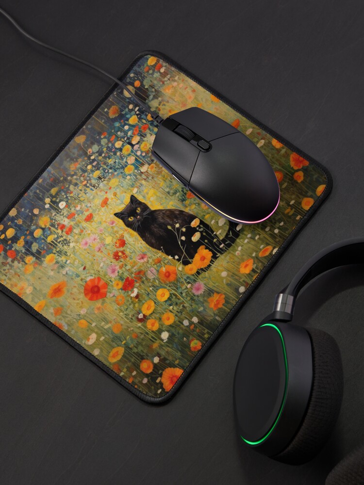 Aperçu 4 sur 5. Tapis de souris avec l'œuvre Chat de jardin de style Gustav Klimt créée et vendue par izzy2wonderland.