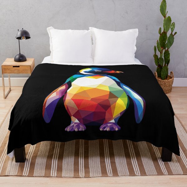 Artikelvorschau, Polygonaler Regenbogenpinguin - farbenfrohes abstraktes Kunstdesign entworfen und verkauft von Zandalus.