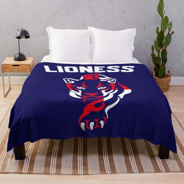 Aperçu de l'œuvre Lionne. Drapeau de l'Angleterre. Lionnes créée et vendue par HalfCat.