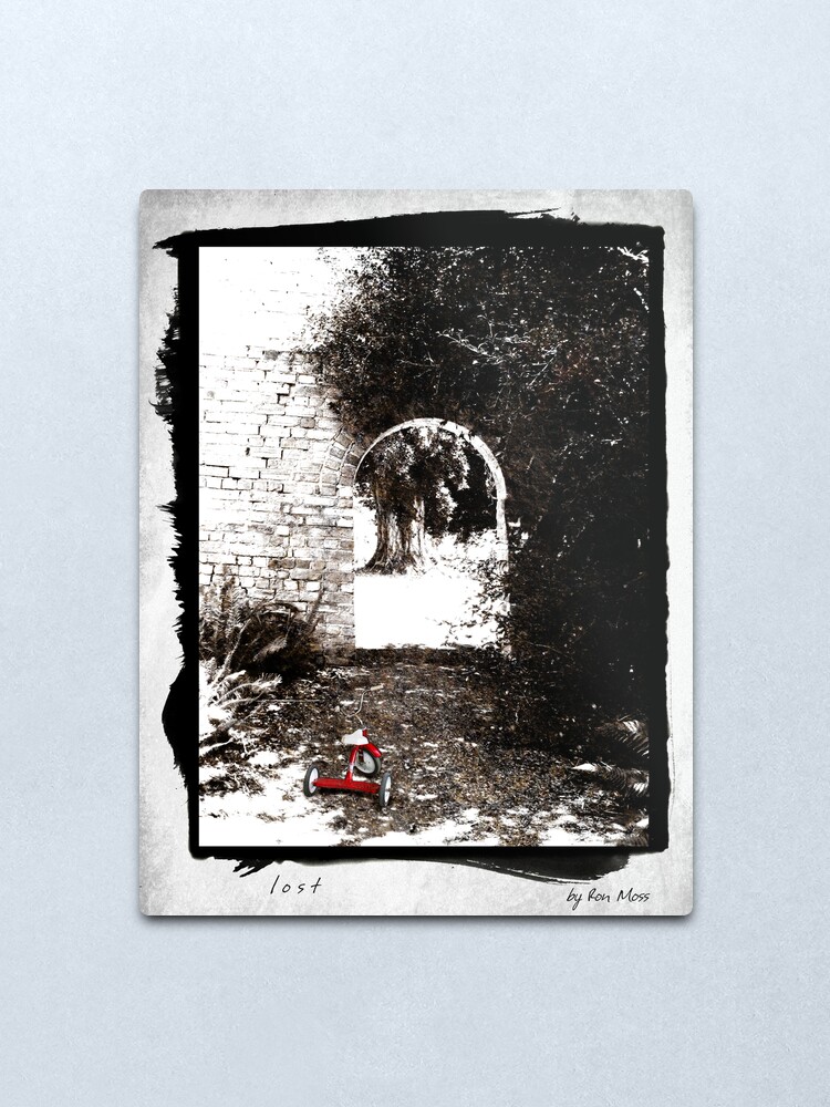 Alternate view of l o s t Metal Print