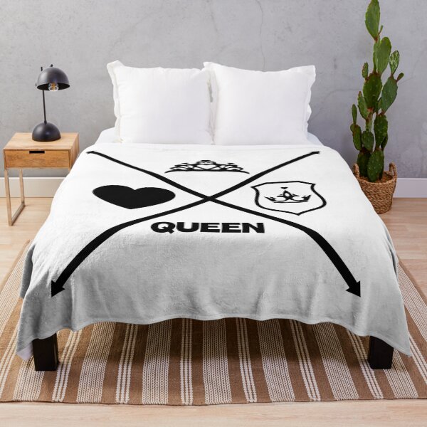 Item preview, Queen Love coração setas em xis preto designed and sold by GirlaineSQ.