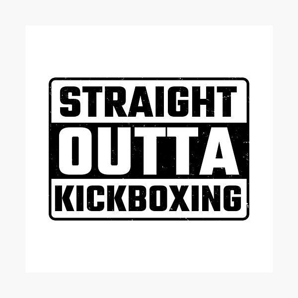 Aperçu de l'œuvre citation drôle de kickboxing citations de kickboxing créée et vendue par WangsArt.