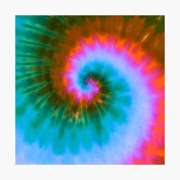Aperçu de l'œuvre tie dye impression tourbillon aqua rose orange créée et vendue par MadmyrtleDesign.