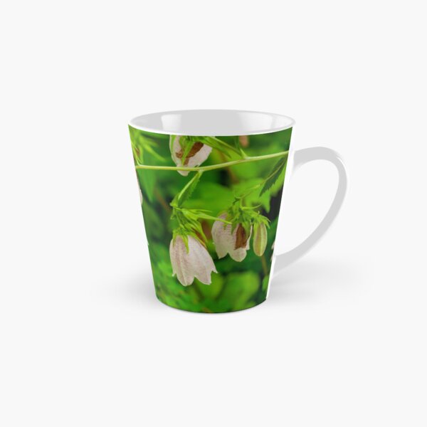 Aperçu de l'œuvre Campanule tachetée créée et vendue par TinyDinoDesigns.
