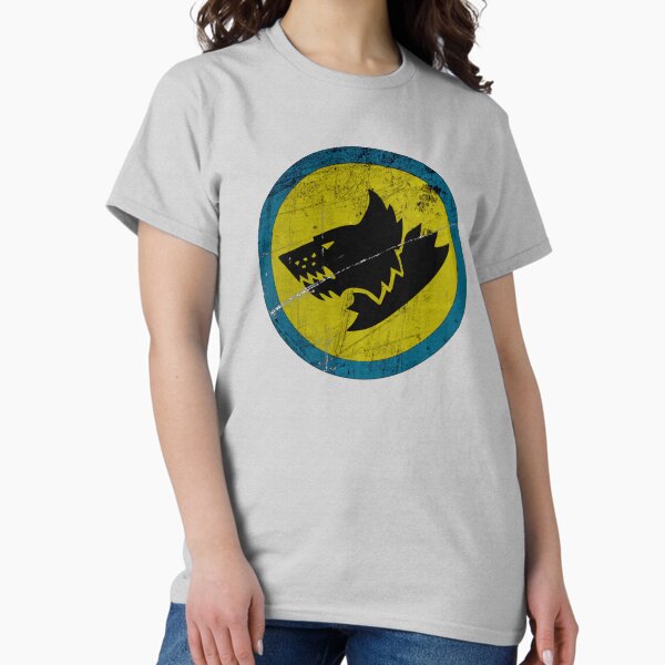 Vista previa del artículo con la obra «Icono de lobos espaciales», diseñado y vendido por SkeletonCloset.