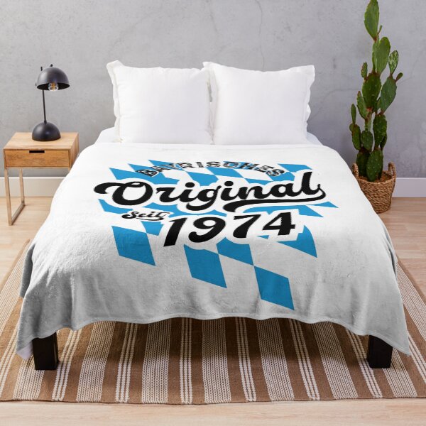 Artikelvorschau, Bayrisches Original Jahrgang 1974 Geburtstag Geschenk entworfen und verkauft von catsandmore.