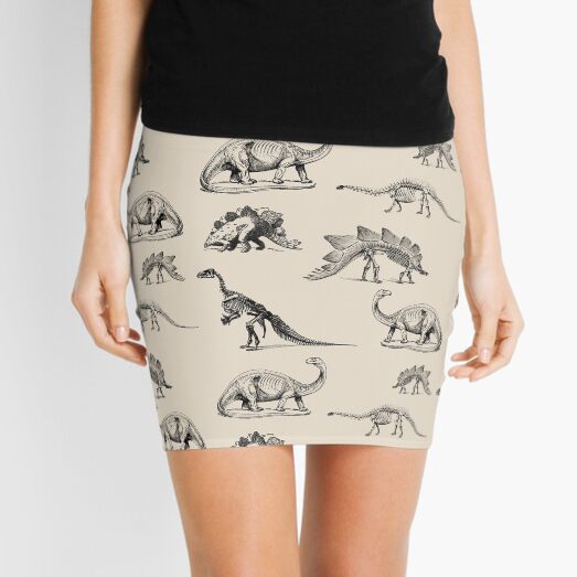 Artikel-Vorschau von Vintage Museum Dinosaurier-Skelett-Illustrationen, schwarze und cremefarbene Dinos, designt und verkauft von Kristi Duggins.