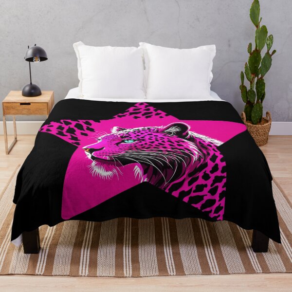 Artikelvorschau, Pinker Leopard in Sternsilhouette | Grafische Illustration entworfen und verkauft von Niktarka.