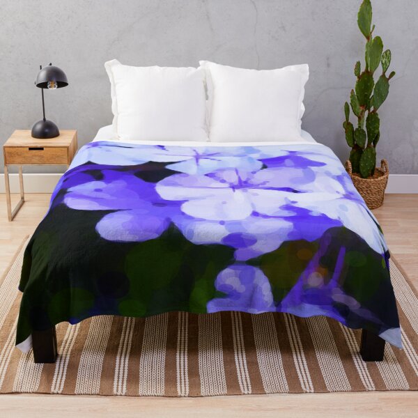 Aperçu de l'œuvre Fleurs de Plumbago bleu au soleil. Image créée à l'aide de formes géométriques créée et vendue par EdgyEdgeArt.
