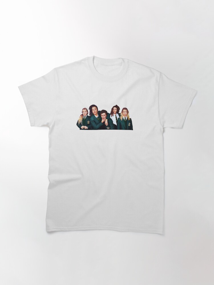 Imagen 3 de 7, Camiseta clásica con la obra Derry Girls, Diseñadora, diseñada y vendida por knutso-naleshia.
