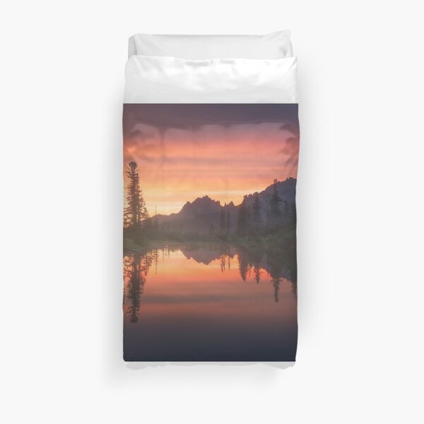 Evening on the lake. Duvet Cover