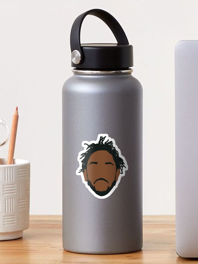 Aperçu 1 sur 3. Sticker avec l'œuvre Kendrick Lamar créée et vendue par carolinesavage.