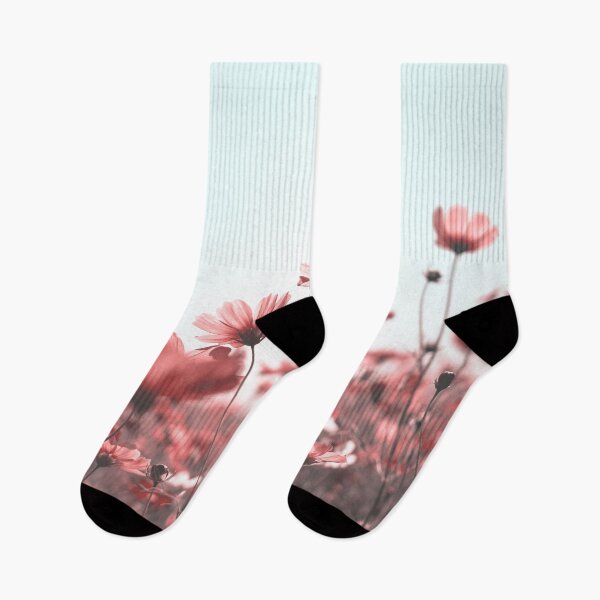 Aperçu de l'œuvre Champ de fleurs créée et vendue par TalariaDesign.