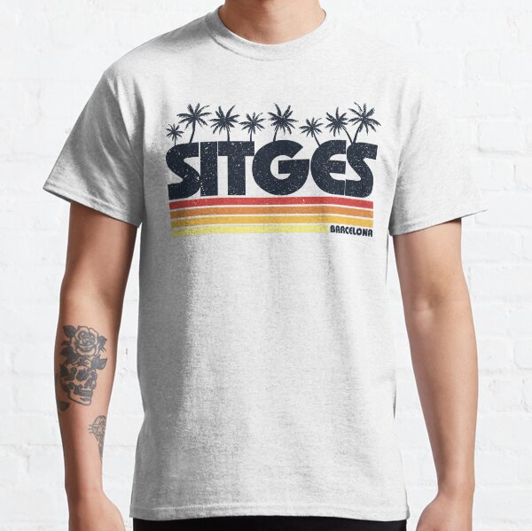 Vista previa del artículo con la obra «Sitges Barcelona España Retro Turismo», diseñado y vendido por KnutKnutKnut.
