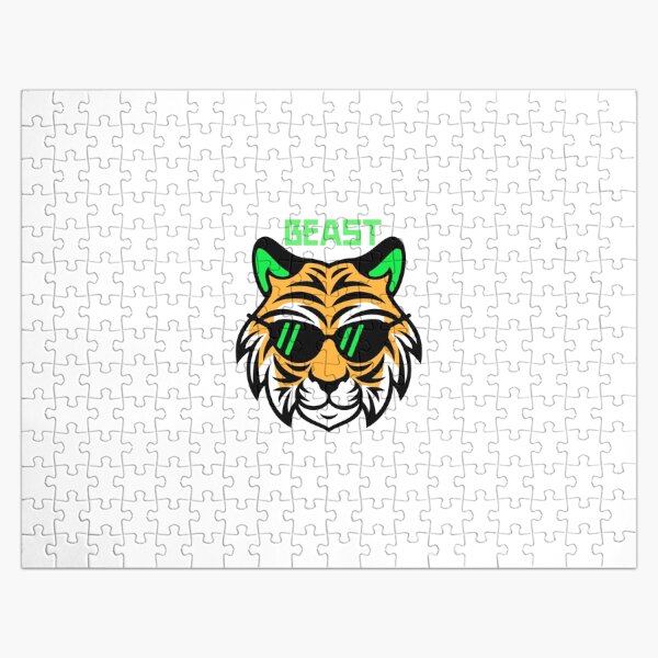 Solve MrBeast and Mrs.Beast ❤️ jigsaw puzzle online with 9 pieces