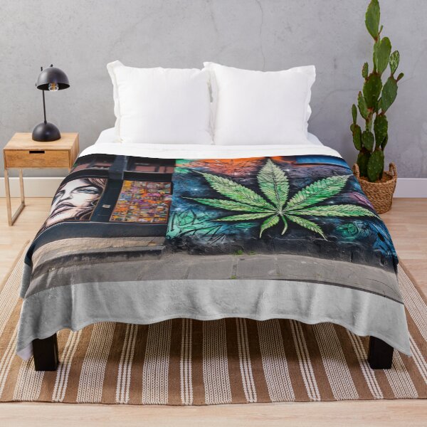 Item preview, grafitis de hojas de marihuana designed and sold by Imaginarium888.