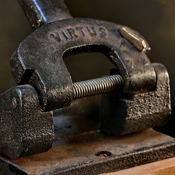 Artwork thumbnail, puncher by dagmar luhring