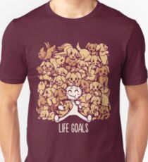 Life Goals - Golden Labrador Retriever dogs Slim Fit T-Shirt
