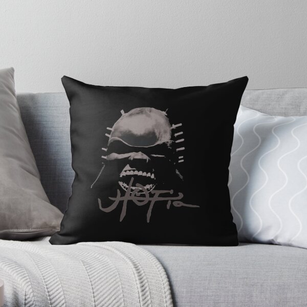 https://ih1.redbubble.net/image.5137263344.5308/throwpillow,small,600x-bg,f8f8f8-c,0,120,600,600.jpg