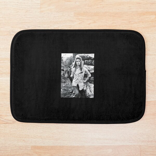 Item preview, Una vaca y la joven martha stewart designed and sold by pradasdemtrep.