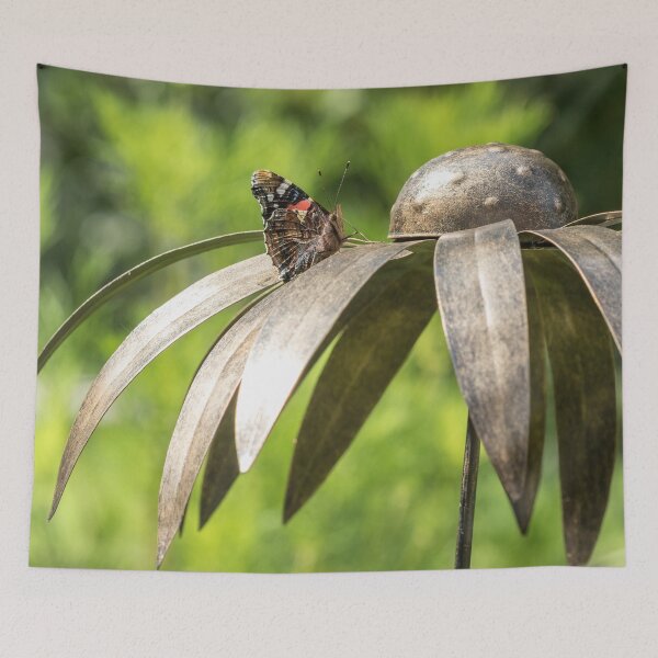 Artikelvorschau, Roter Admiral Schmetterling entworfen und verkauft von Jane Stanley Photography.