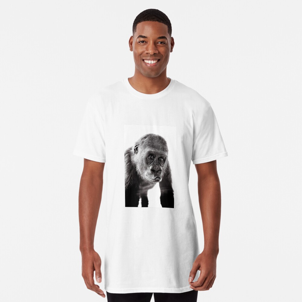Vista previa del artículo con la obra «Camiseta larga», diseñado y vendido por Delsolar.