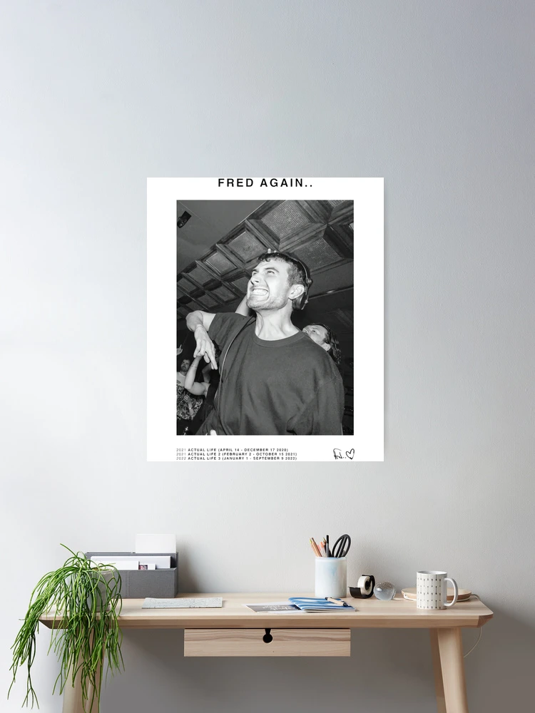 Fred again.. ポスター？zine? ステッカー　カード　セット Fred again.. ポスター？zine? ステッカー カード セット - メルカリ