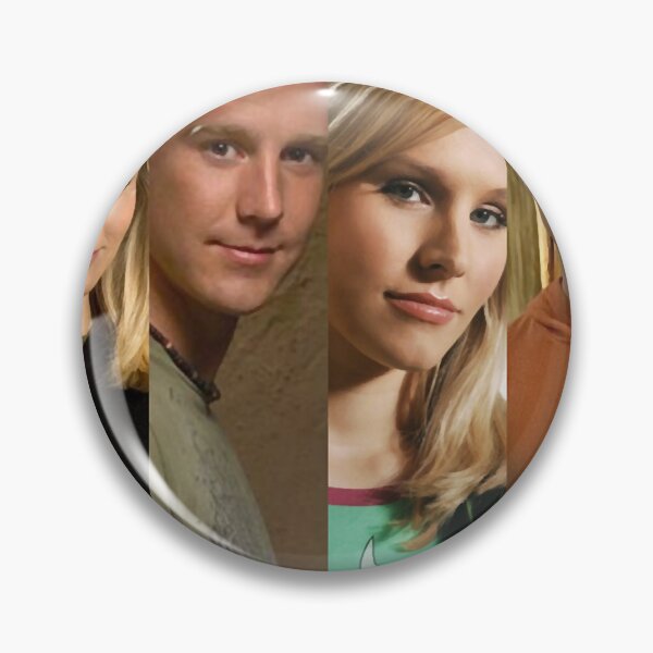 Artikelvorschau, Logan und Veronica entworfen und verkauft von JuneHanley.