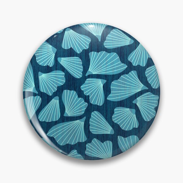 Aperçu de l'œuvre Coquillages - Bleu Denim créée et vendue par Sarah Thorpe Designs .