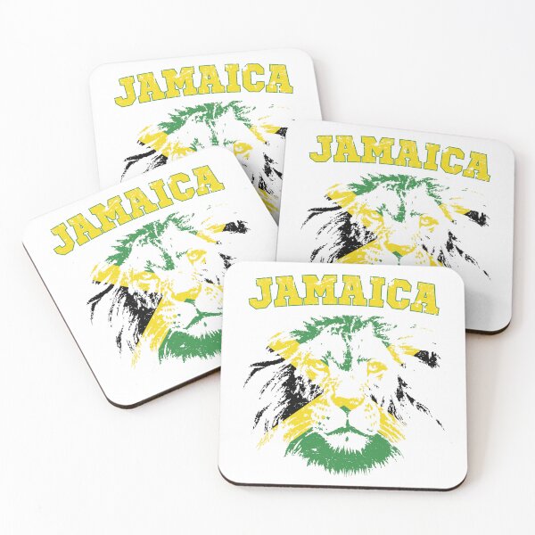 Aperçu de l'œuvre JAMAICA LION WITH JAMAICA FLAG HAPPY INDEPENDENCE DAY créée et vendue par ShirtTotheMoon.