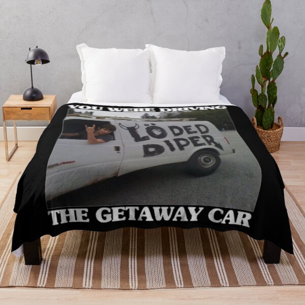Artikelvorschau, Rodrick Heffley Loded Diper x Taylor Swift Getaway Car entworfen und verkauft von RahsaanEichmann.