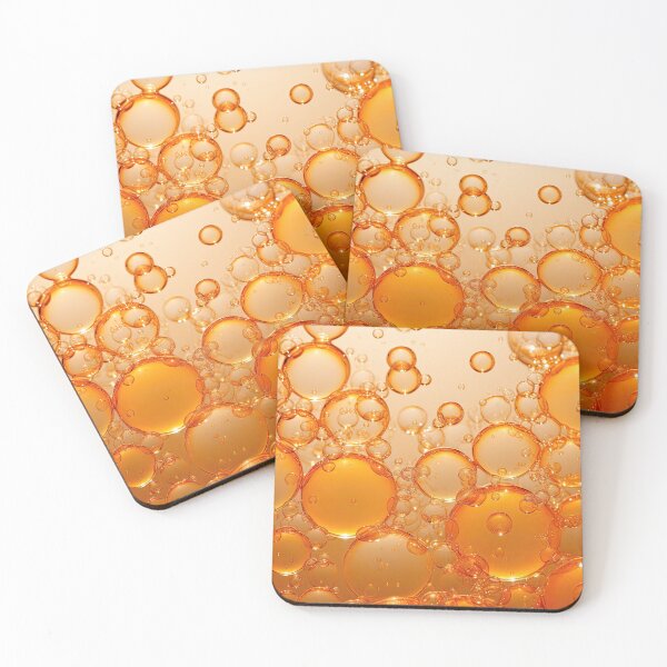 Aperçu de l'œuvre Mange mes bulles orange Robe t-shirt créée et vendue par Digital-Art-Co.