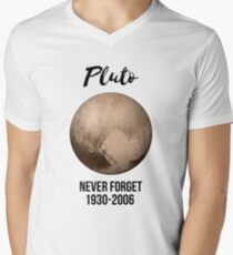 Pluto never forget geek nerd gift idea Men's V-Neck T-Shirt