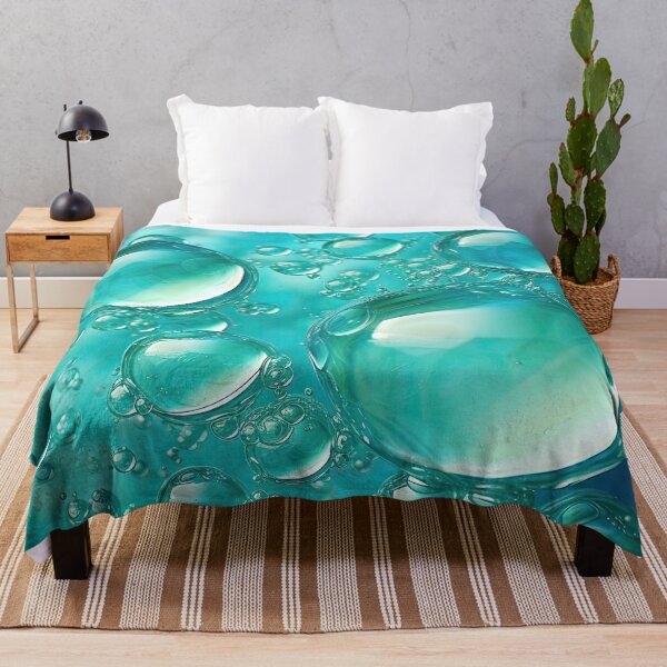 Aperçu de l'œuvre Eat My Bubbles Aquamarine Robe t-shirt créée et vendue par Digital-Art-Co.