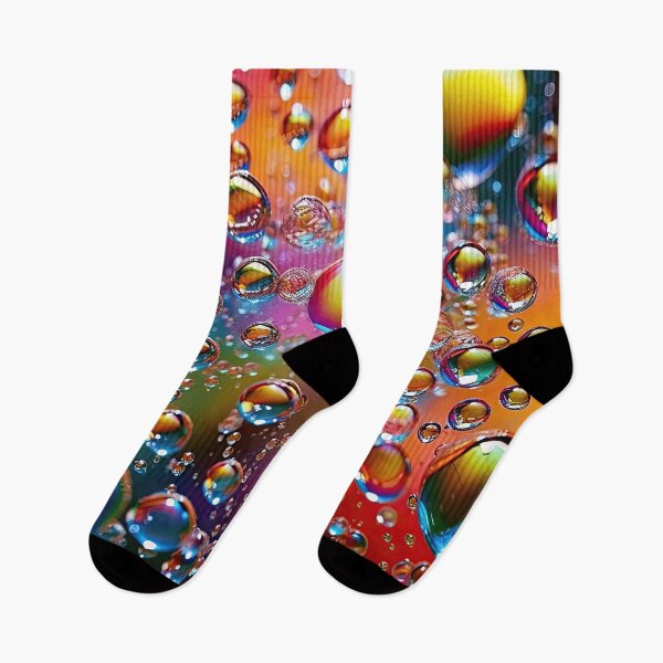 Aperçu de l'œuvre Mangez mes bulles arc-en-ciel Robe t-shirt créée et vendue par Digital-Art-Co.