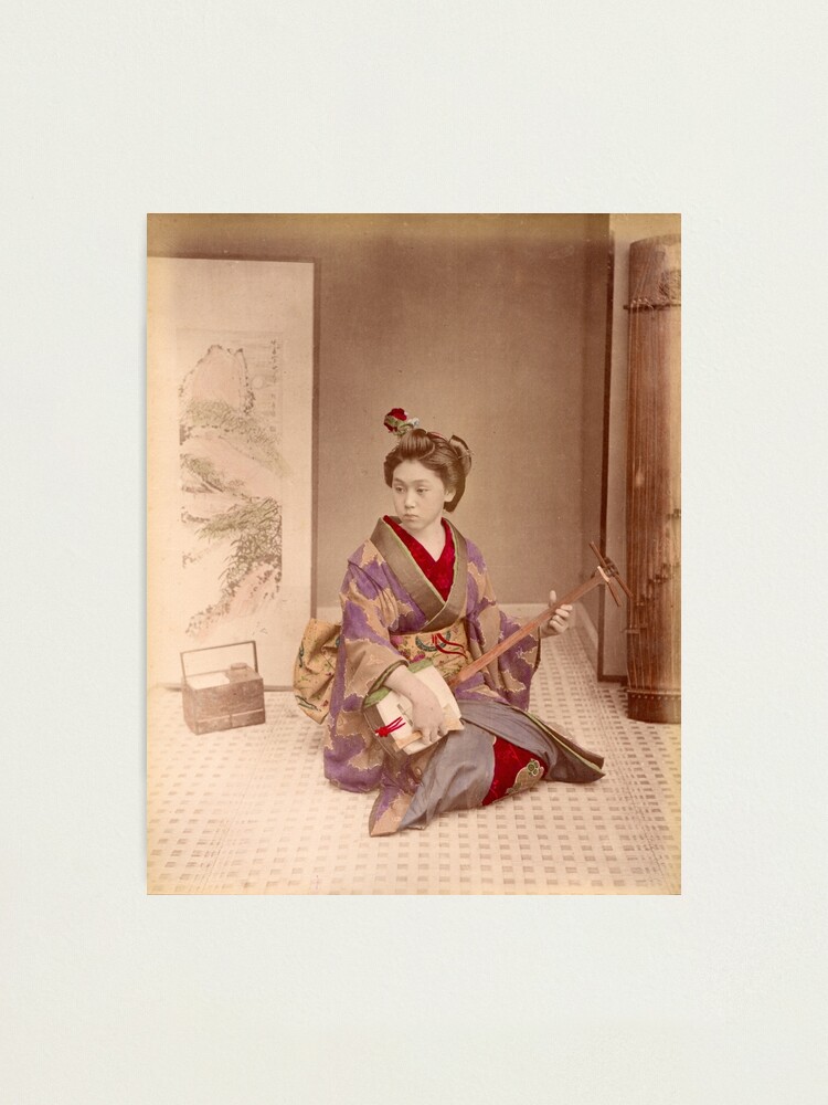 Alternate view of Geisha playing a samisen Photographic Print