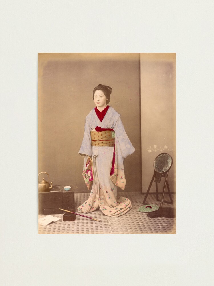 Alternate view of Japanese girl in Kimono Photographic Print