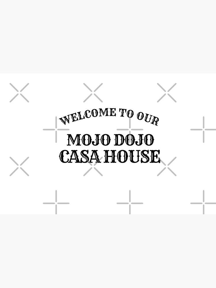 Disover Welcome To Our Mojo Dojo Casa House  - Mojo dojo casa house pink Laptop Sleeve