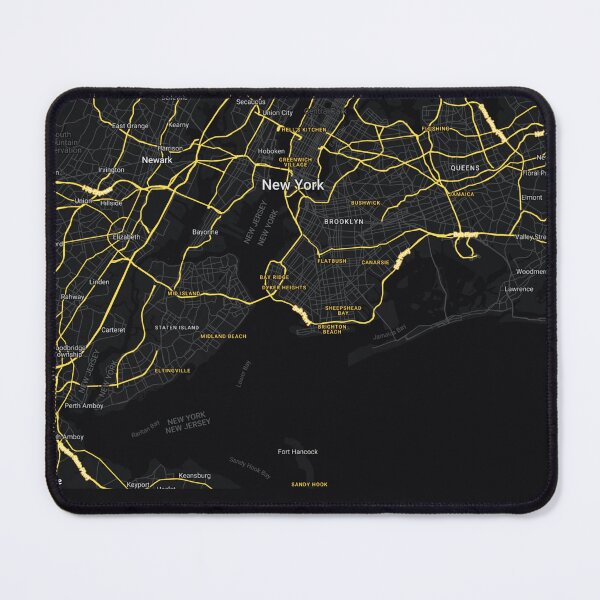 Artikelvorschau, NewYorker fängt die Essenz von New York ein: Stilvolles Kartenbild auf schwarzem Hintergrund, perfektes Geschenk für Einwohner von New York entworfen und verkauft von ButonDesign.