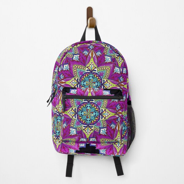Artikelvorschau, Mandala magische Liebe entworfen und verkauft von BURPdesigns.