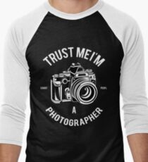 Photographer Men's Baseball ¾ T-Shirt