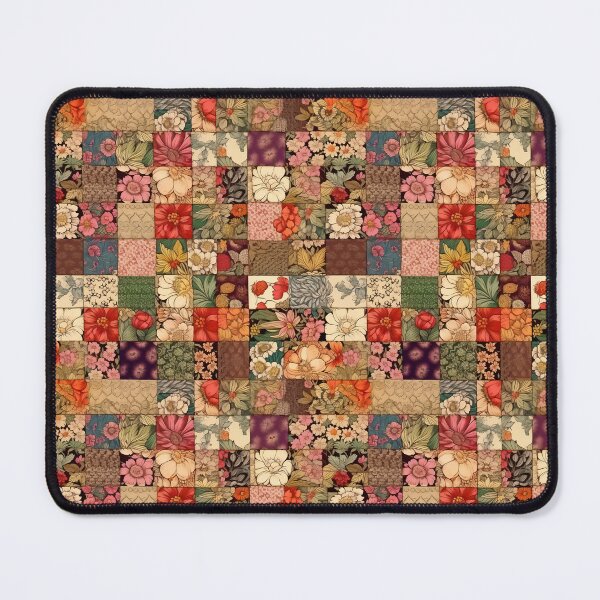 Artikelvorschau, Vintage Patchwork-Blumendecke mit Blumen- und Beerenmotiven entworfen und verkauft von Alcyonian.