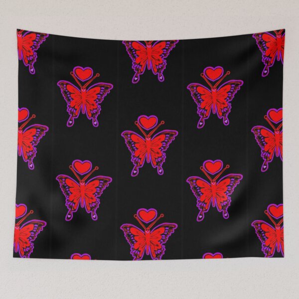 Aperçu de l'œuvre Papillon violet dans des lunettes de soleil coeur créée et vendue par IvaRenee.