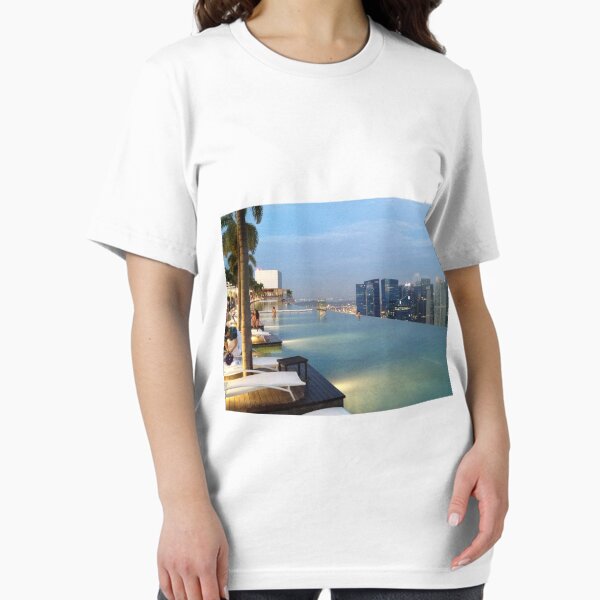 Artikel-Vorschau von Pool Marina Bay Sands, designt und verkauft von Activi-Tees.