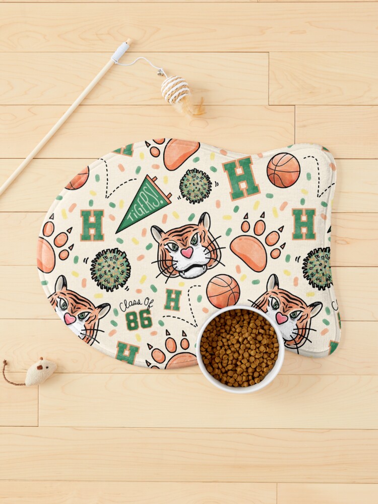 Thumbnail 1 of 5, Pet Mat, Class of 86 designed and sold by Worldoffrosti.